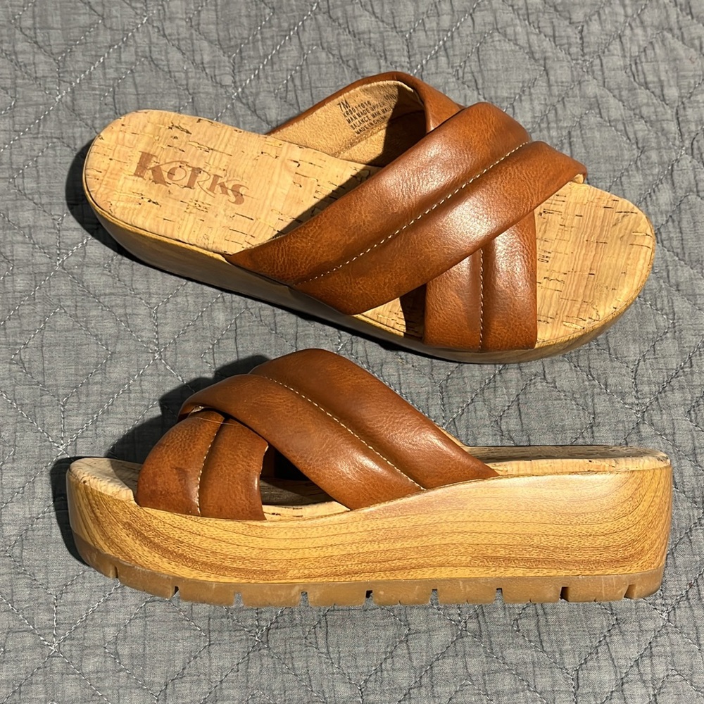 Korks Women's Brown Leather Sandals